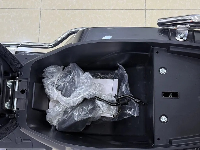 Yadea T5 modeli sotiladi 5