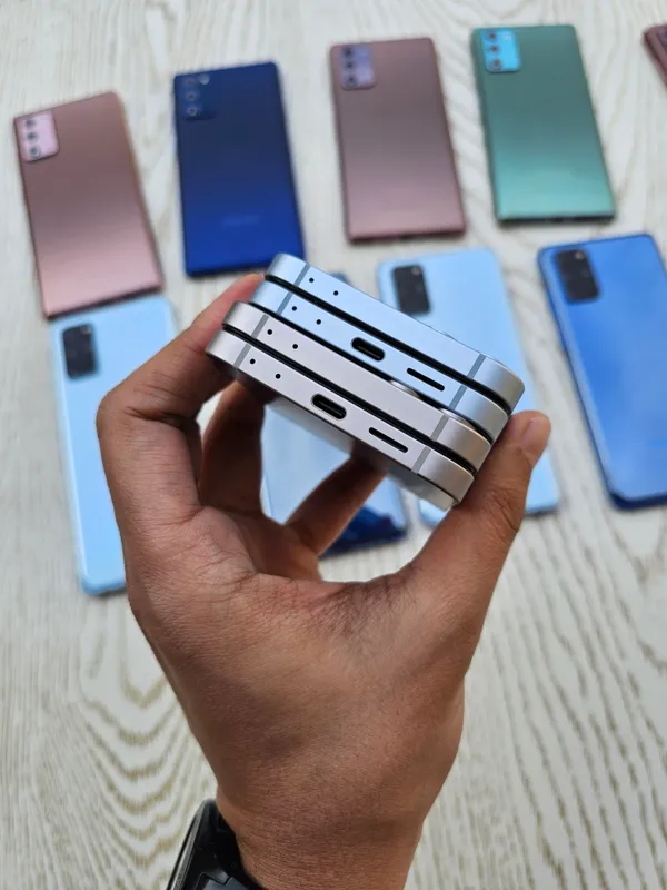 Samsung Galaxy Z Flip 6 (5G). Joyi 12/256 GB IDEAL — фото 2