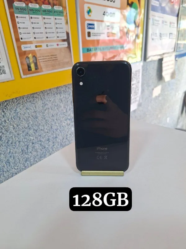 iPhone XR 128GB — фото 1