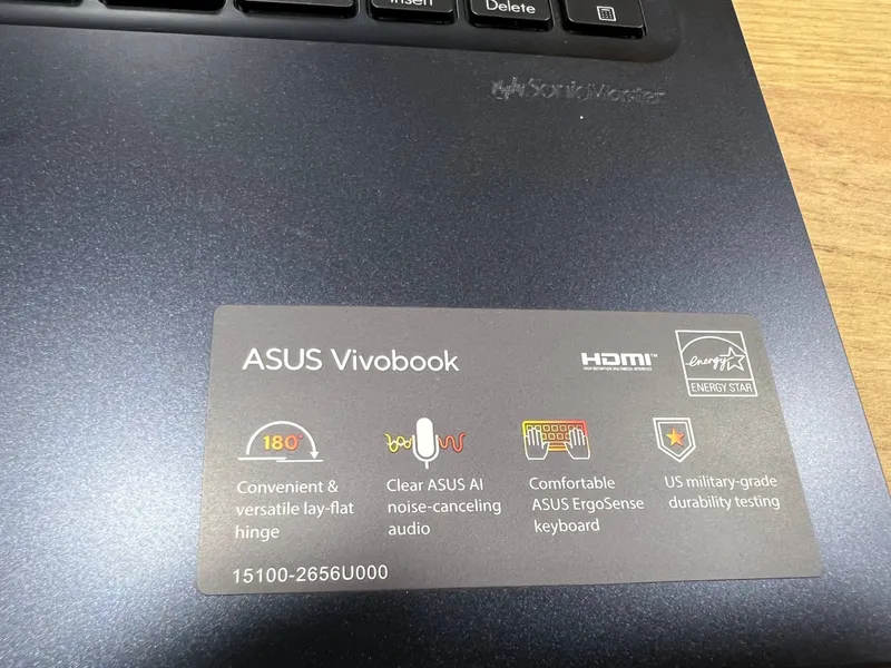 Asus vivobook 15 X1504VA 3