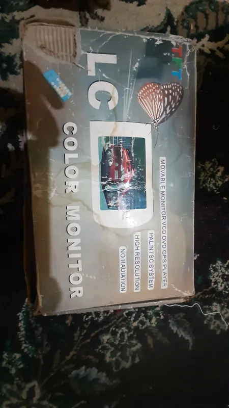 lc COLOR MONITOR