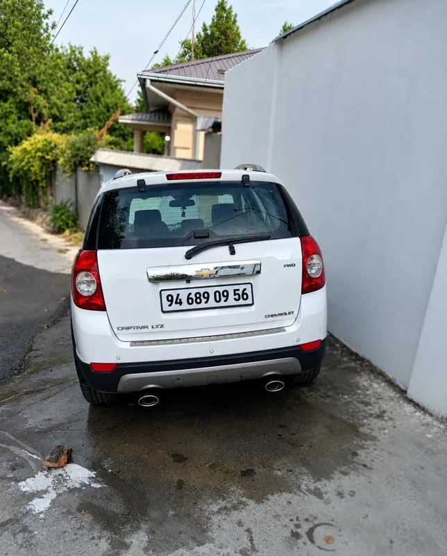 Chevrolet Captiva 2 / 2011 год / Белый цвет / 4 новые шины 3 Chevrolet Captiva 2 / 2011 год / Белый цвет / 4 новые шины 3
