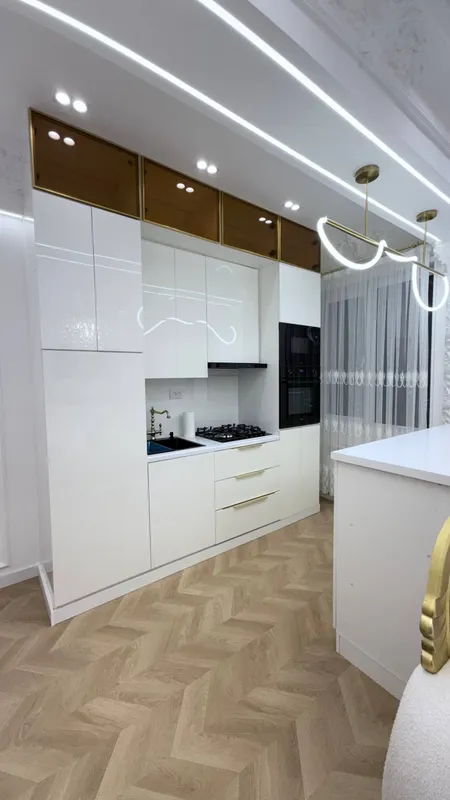ПРОДАЁТСЯ квартира Юнусабад 16 квартал Новостройка 4