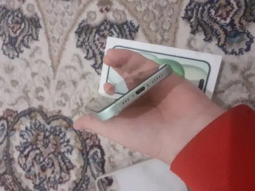 Iphone 15 pili galishladi aybi yoq 4 Iphone 15 pili galishladi aybi yoq 4