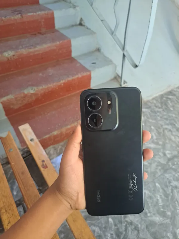 Redmi 15 C. 6/128 xotira 2 Redmi 15 C. 6/128 xotira 2