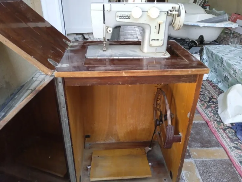 Tikuv mashinalari sotiladi 2 Tikuv mashinalari sotiladi 2
