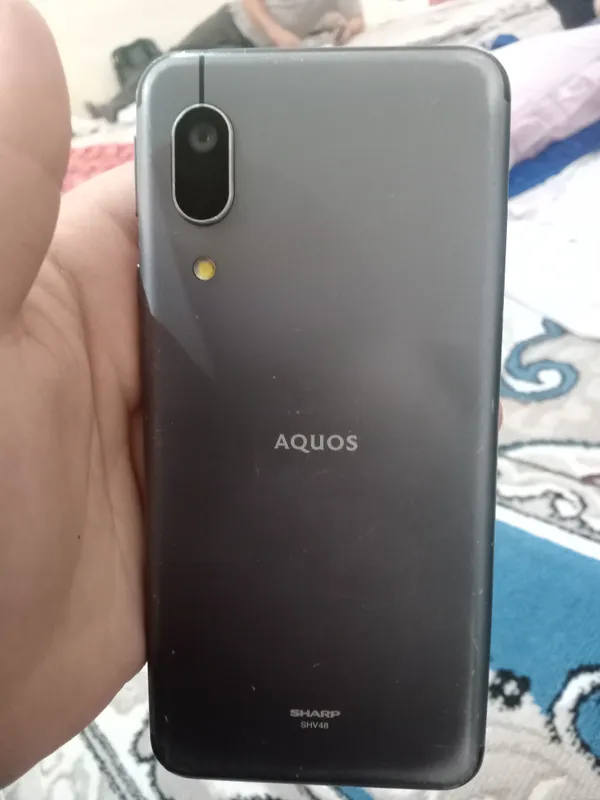Aquos telefonni nomi 32 xotirasi