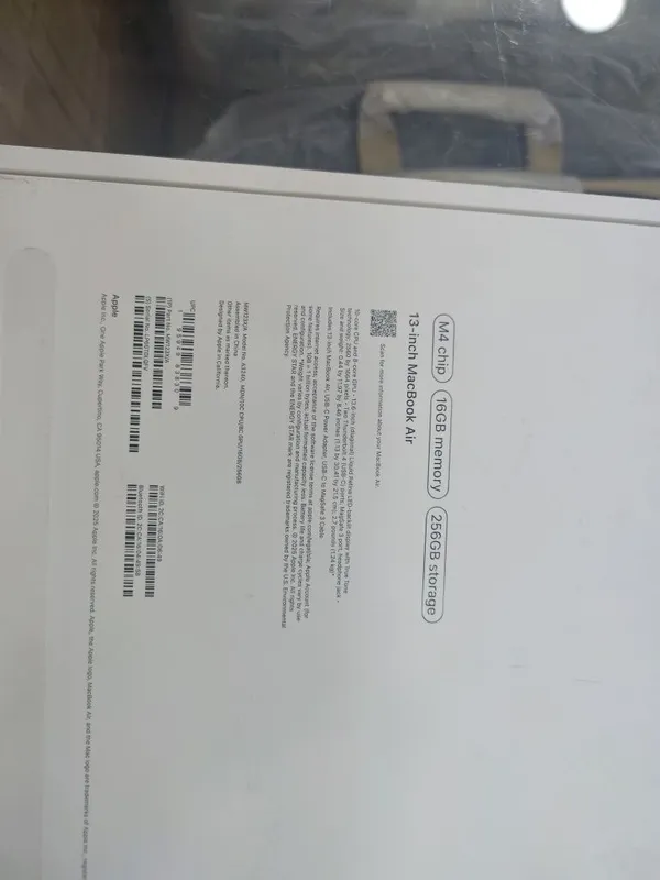 MacBook Air 13.3 m4 3