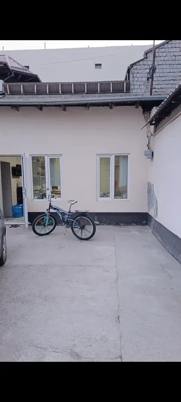 Kabilnida 2.30 sotixli 3 xonali uchastka sotiladi 2