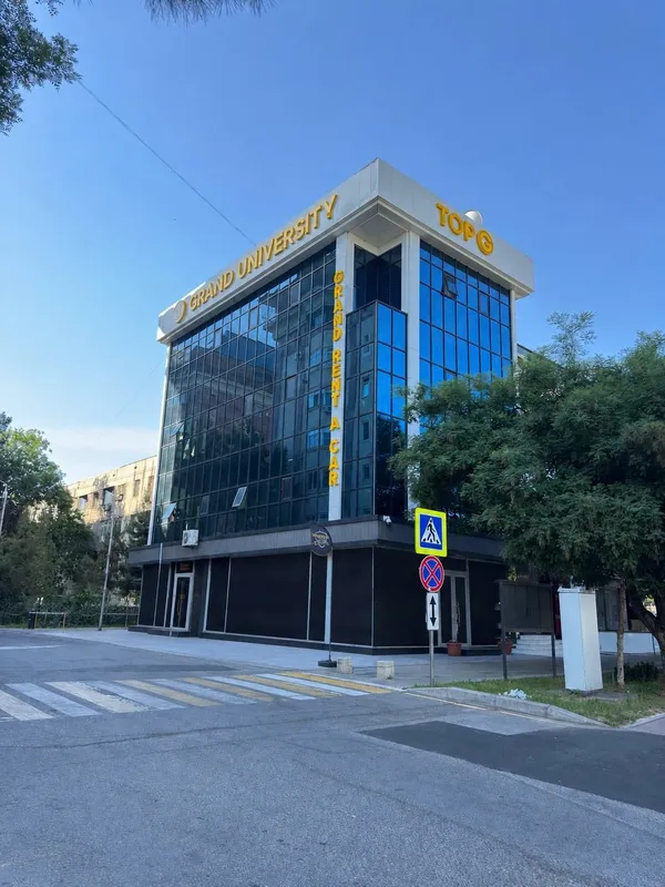 Oybek metro 1-liniyada 2 va 3 etaj office ijaraga beriladi.