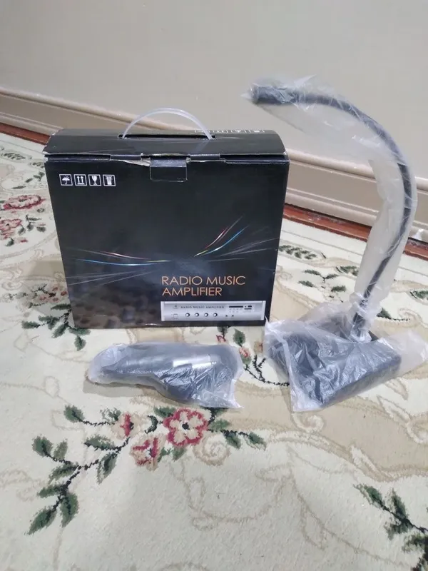 Усилитель звука UT5 с микрофоном