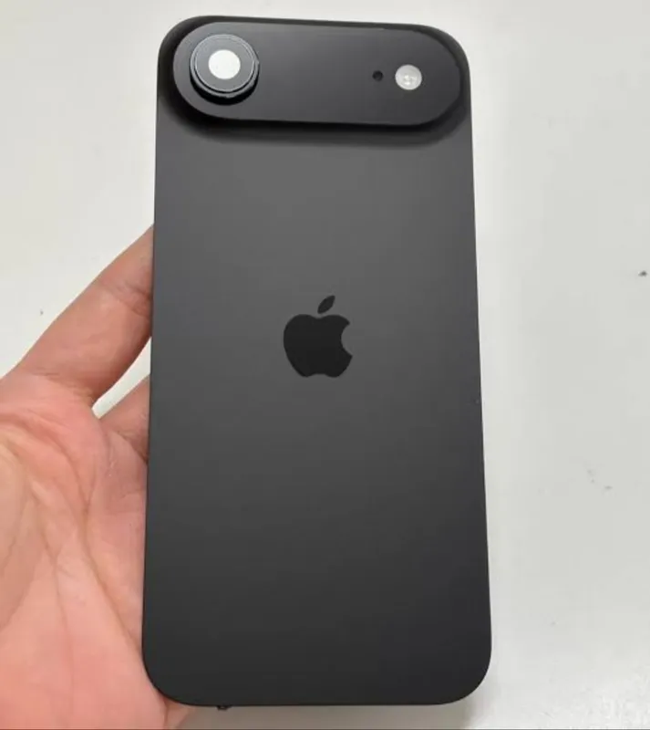 Iphone 17 Air Black — фото 7