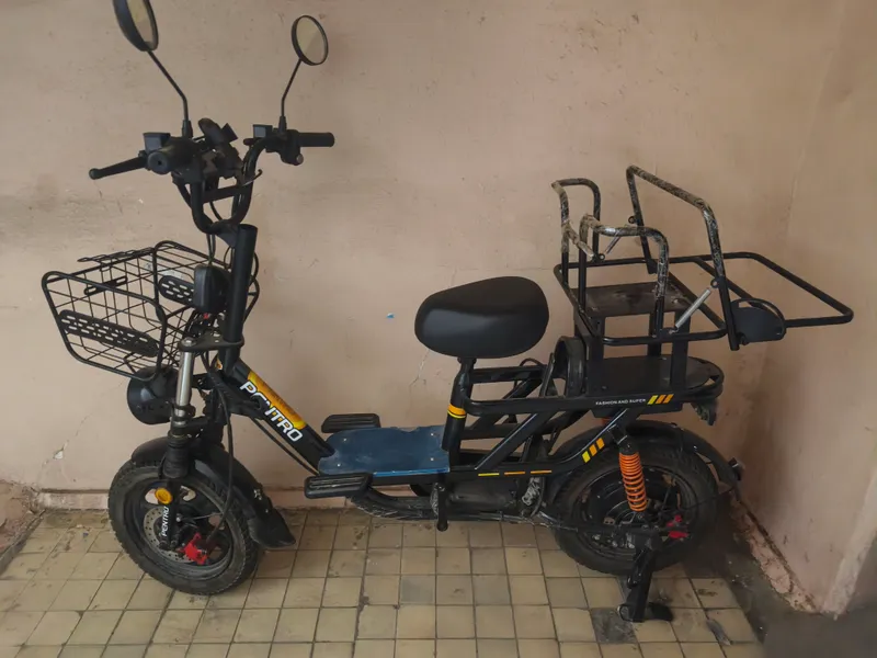 Yangi Elektroniy Skuter 3 Yangi Elektroniy Skuter 3
