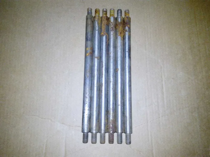 шпильки 6 штук,заводские СССР.