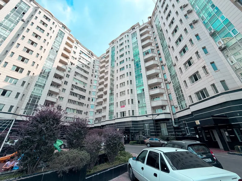 4-комнатная квартира, 226 м², Юнусабад 10