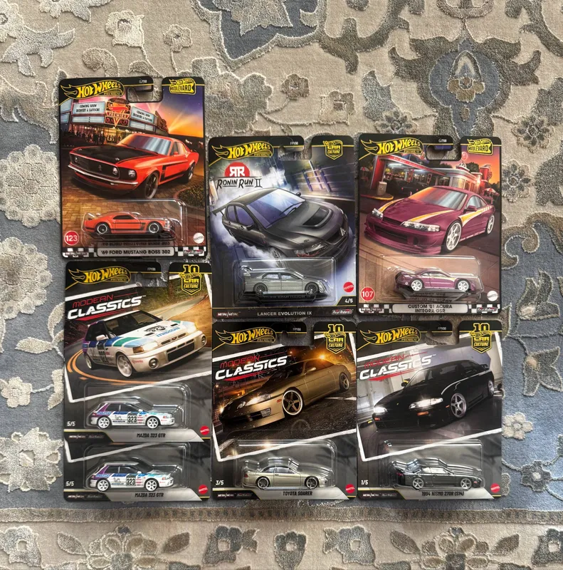 Hot Wheels Premium BMW Mercedes Koenigsegg Nissan