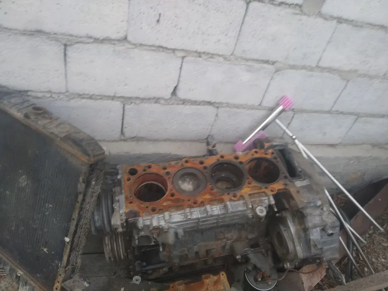 Avtobus mator sotiladi