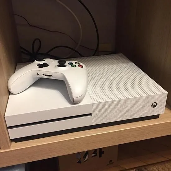 Xbox one S 500gb