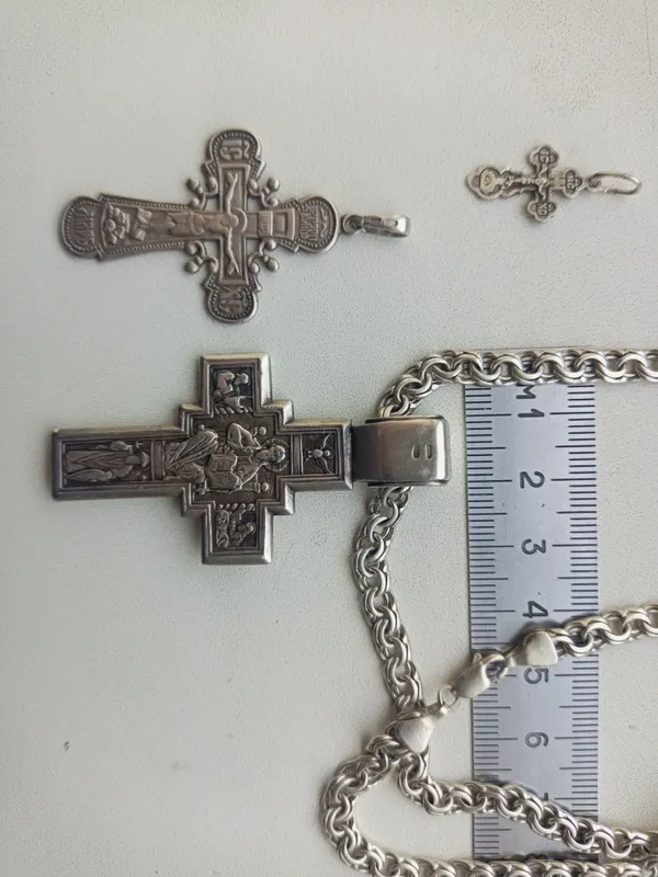Продам серебряные 925 креста