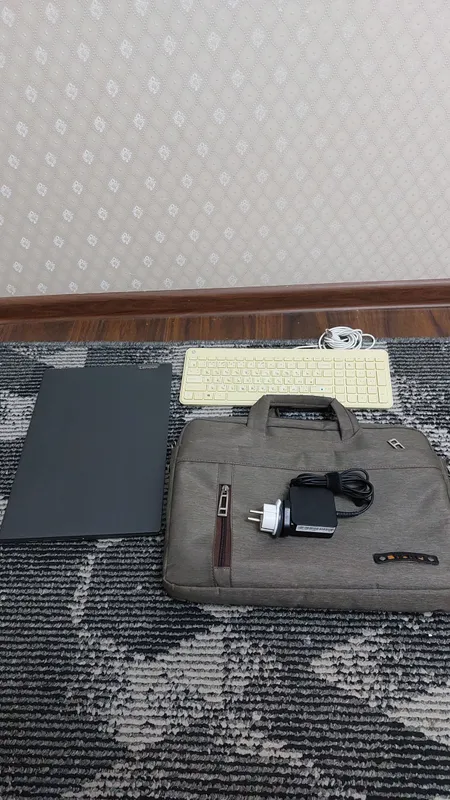 Lenovo 9 Lenovo 9