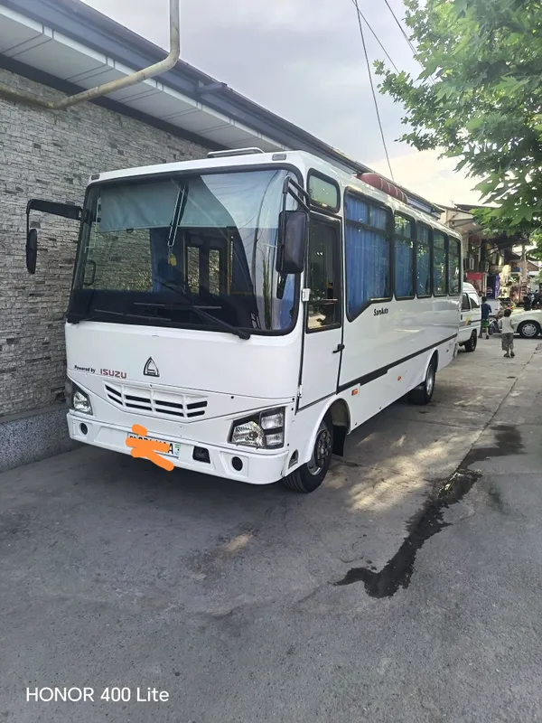 Avtobus isuzu hc40 — фото 2