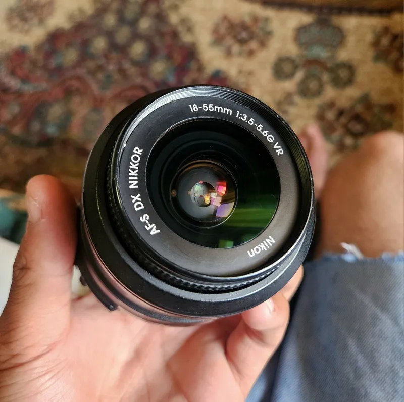 Nikon D3000 Фотоаппарат 3