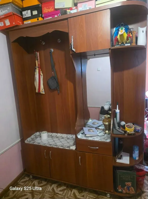 Продаётся прихожая 2 Продаётся прихожая 2
