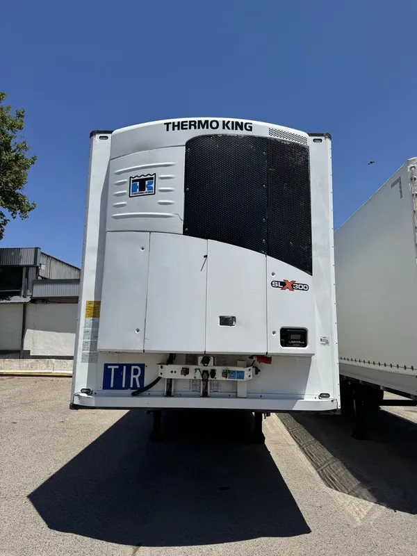 Продается полуприцеп Рефрижератор THERMO KING SLX 300 1