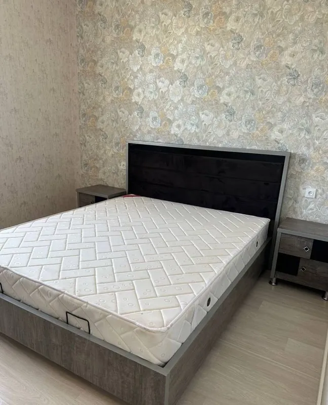 Продается 4х комнатная квартира, Гульбахоре 9