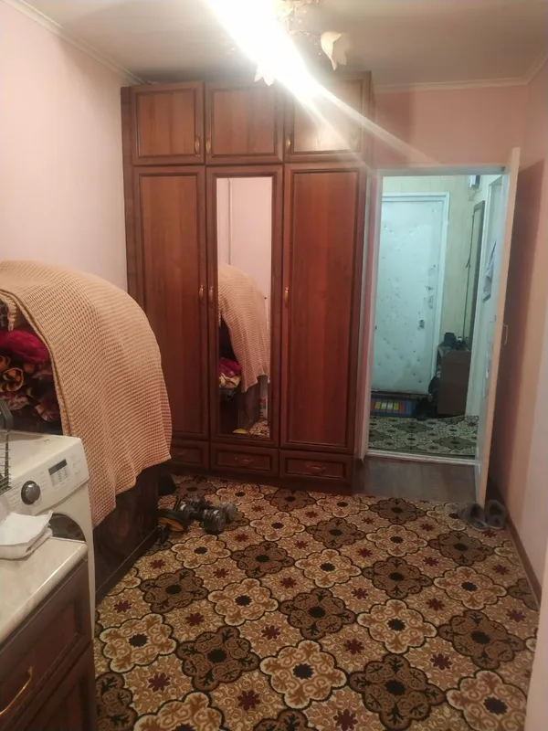 Chilonzor 5 sotiladi. bir xonali 1 Chilonzor 5 sotiladi. bir xonali 1