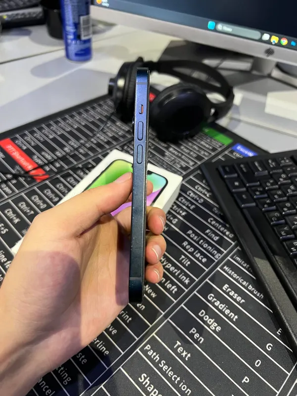 IPhone 14 orqa krishkasi singa bonus chixol karobk 5