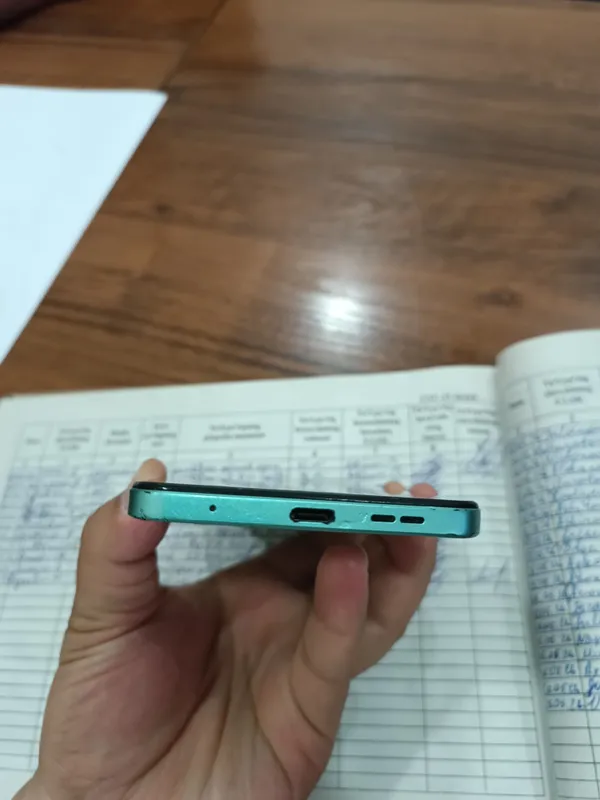 Redmi note 12 6/128 , chetkiy ishlidi , ekran rodnoy, — фото 3