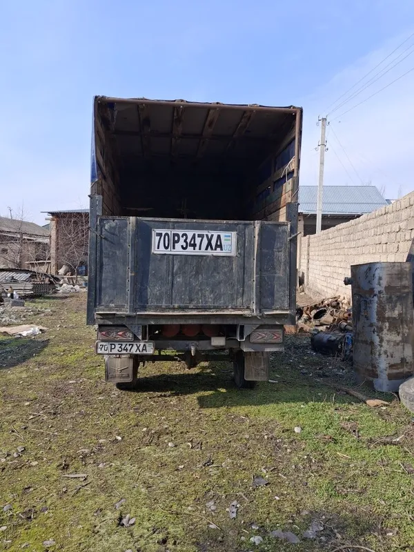 Уаз бортавой.3303 3