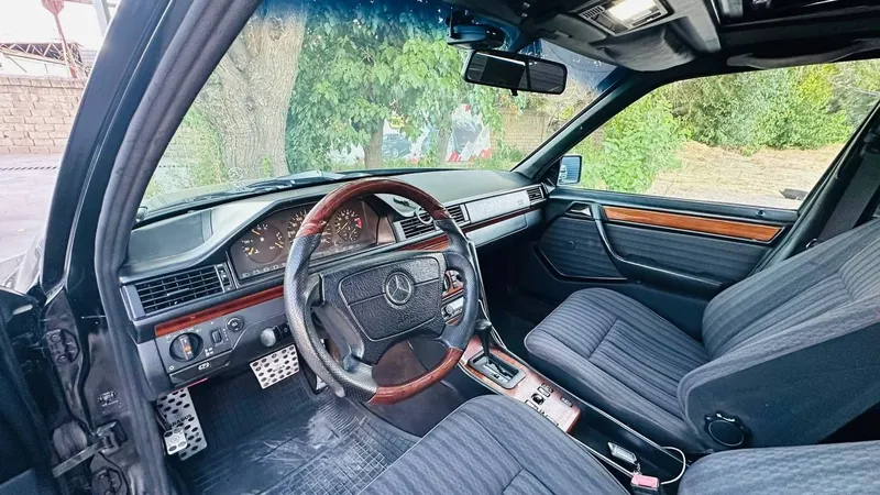 Mersedes W124 автомат метан 5 Mersedes W124 автомат метан 5