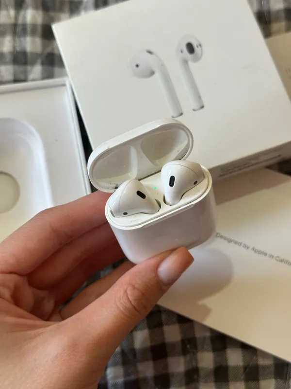 Наушники AirPods 2.1 оригинал 3 Наушники AirPods 2.1 оригинал 3