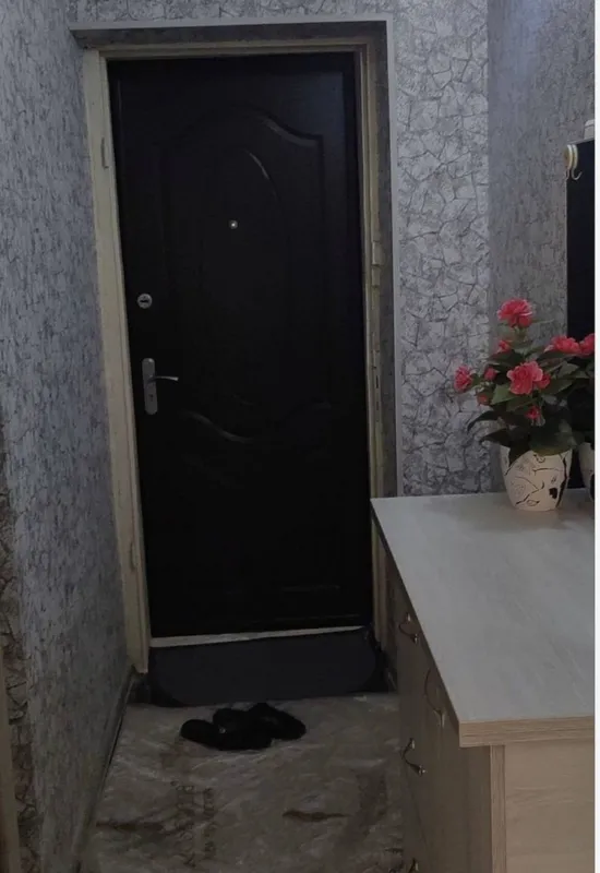 Chilonzor 23 kvartal
1 xonali 36 mkvadrat
48000$ 3 Chilonzor 23 kvartal
1 xonali 36 mkvadrat
48000$ 3