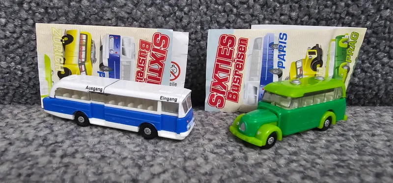 Коллекционные автобусы 60-х из Kinder Surprise