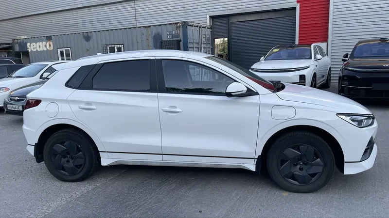 Byd E2. 3