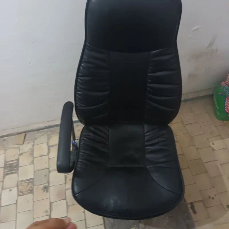 Kompyuter stuli srochniga sotiladi narhi arzon 4