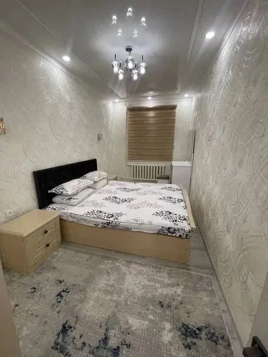 Рядом с метро Шоштепа 1