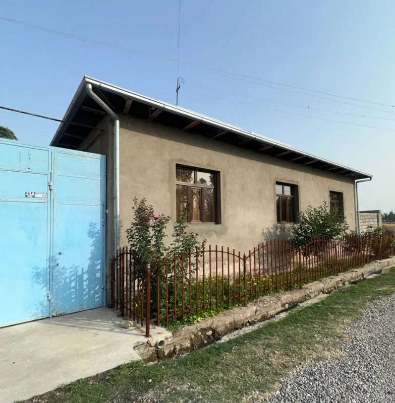 Hovli . Uchastka. Uy 6