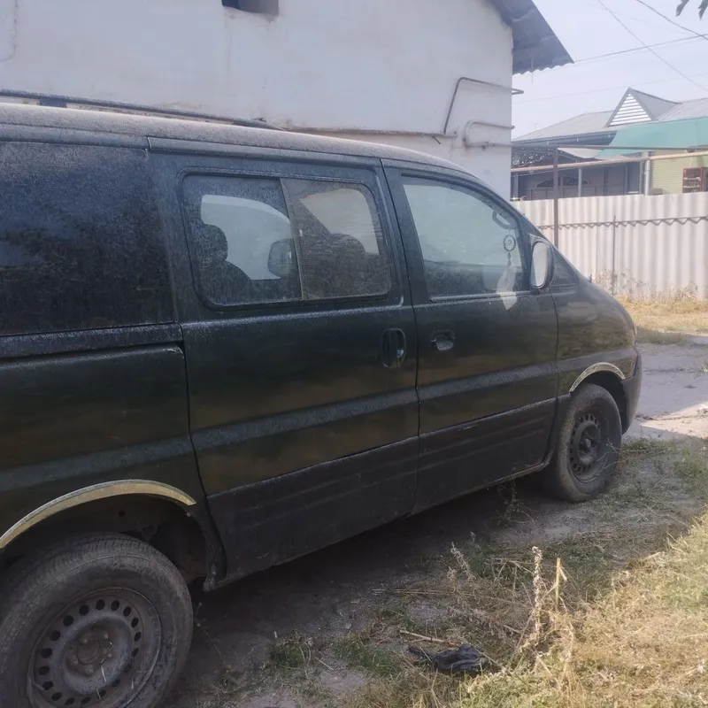 Продам автомобиль Хундай Старекс