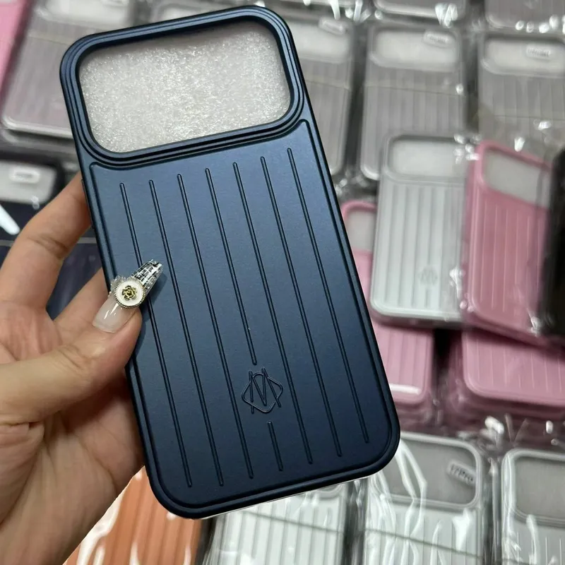 чехол Rimowa 3 чехол Rimowa 3