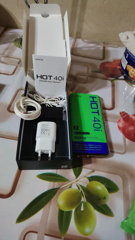 Телефон Infinix 40 i — фото 6