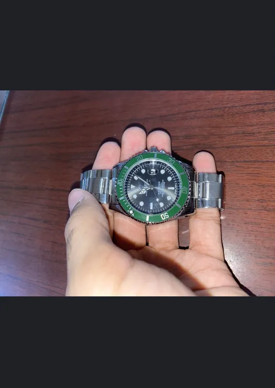 Rolex Submariner green-on-green 1 Rolex Submariner green-on-green 1