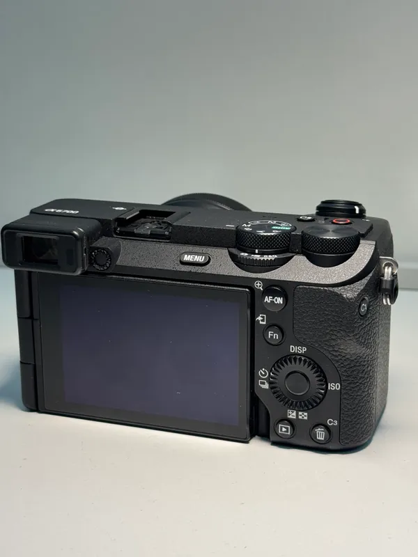 Sony 6700 2