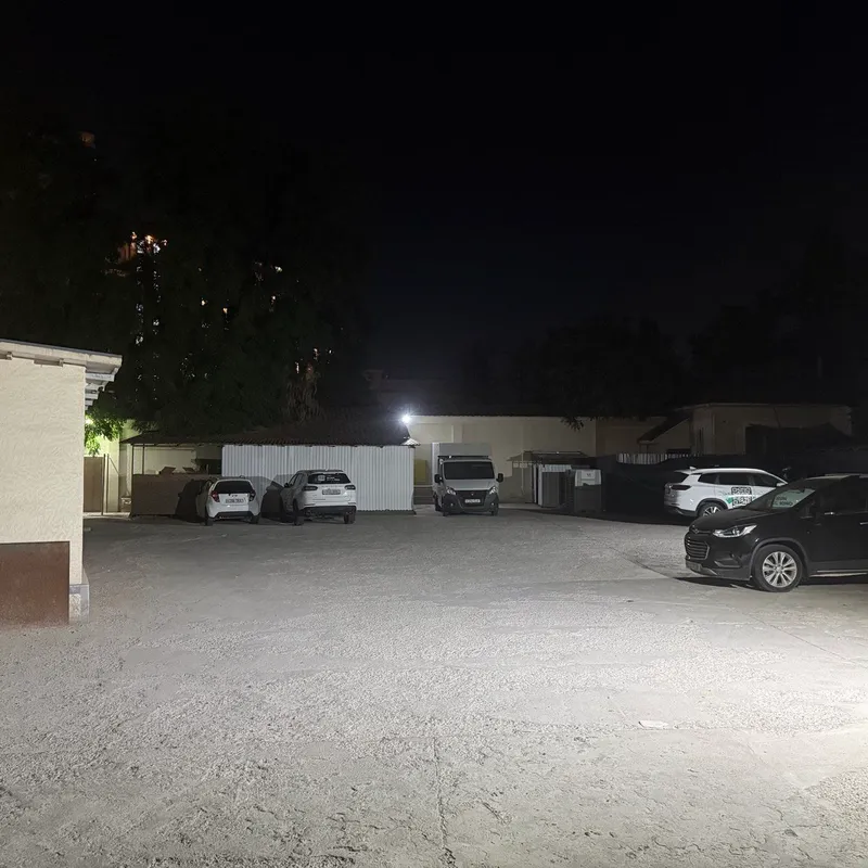 Сдаётся в аренду коммерческое здание 1400 м² 8