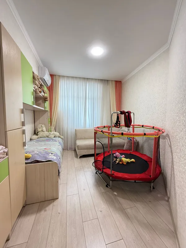 Продаётся 5-комнатная квартира в ЖК Nikitina Residence 3
