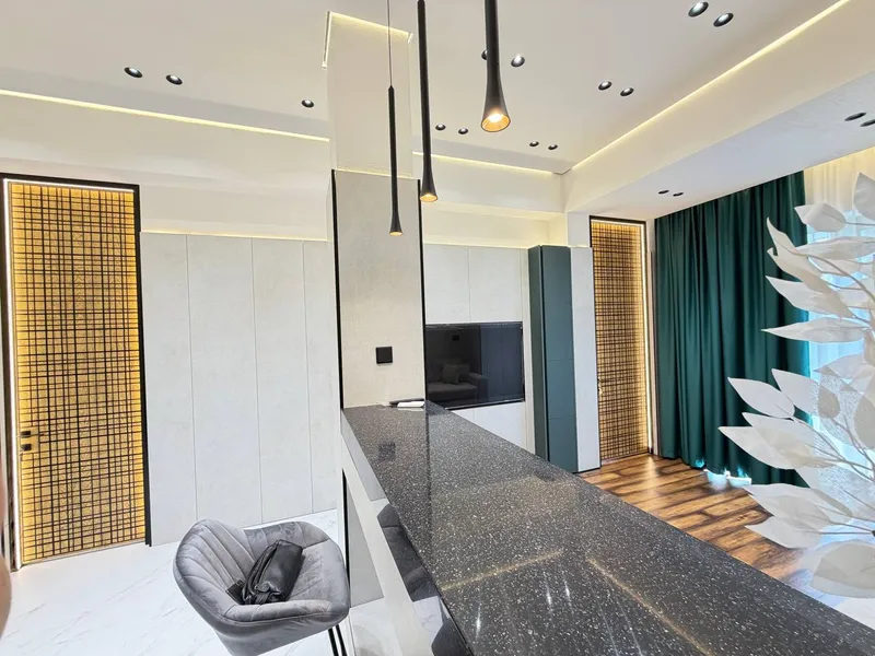Продаётся 2-комнатная квартира в ЖК Gardens 5 Продаётся 2-комнатная квартира в ЖК Gardens 5