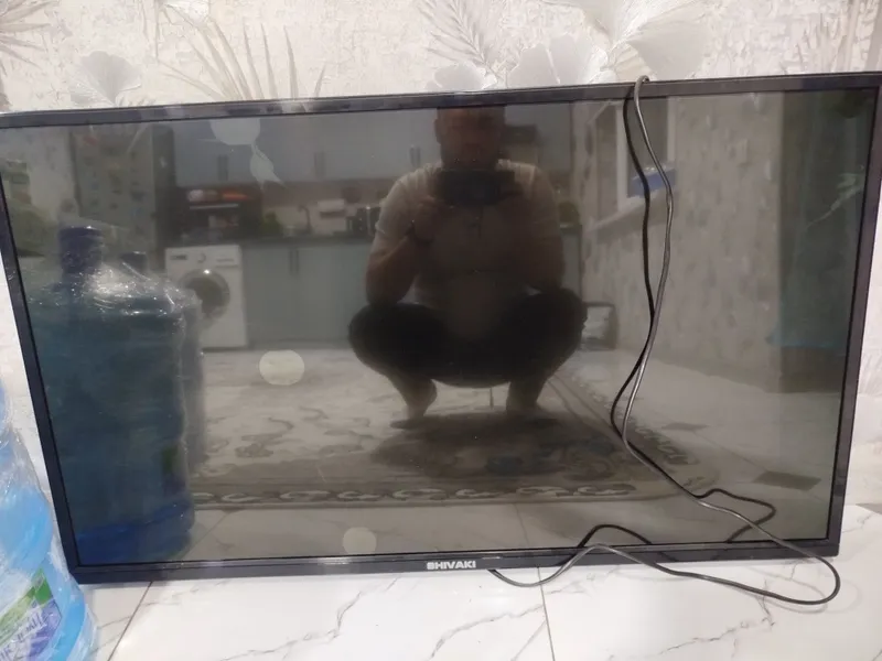 Televizor43 Shivaki zapchasga